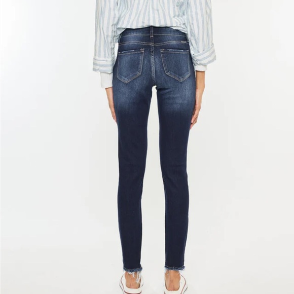 KANCAN sz 11/29
Anya High Rise Super Skinny Jeans dark wash - Picture 2 of 16